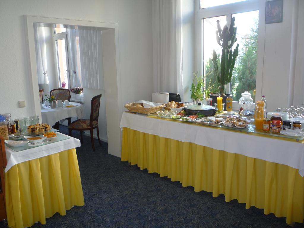 באד פירמונט Hotel Carolinenhof מראה חיצוני תמונה