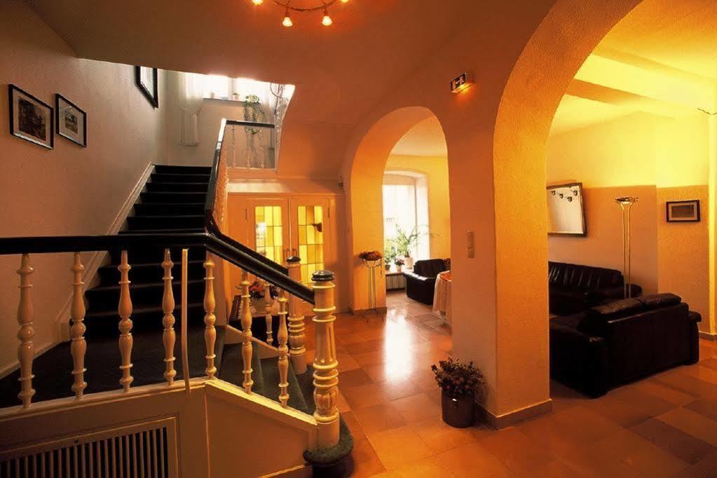 באד פירמונט Hotel Carolinenhof מראה חיצוני תמונה
