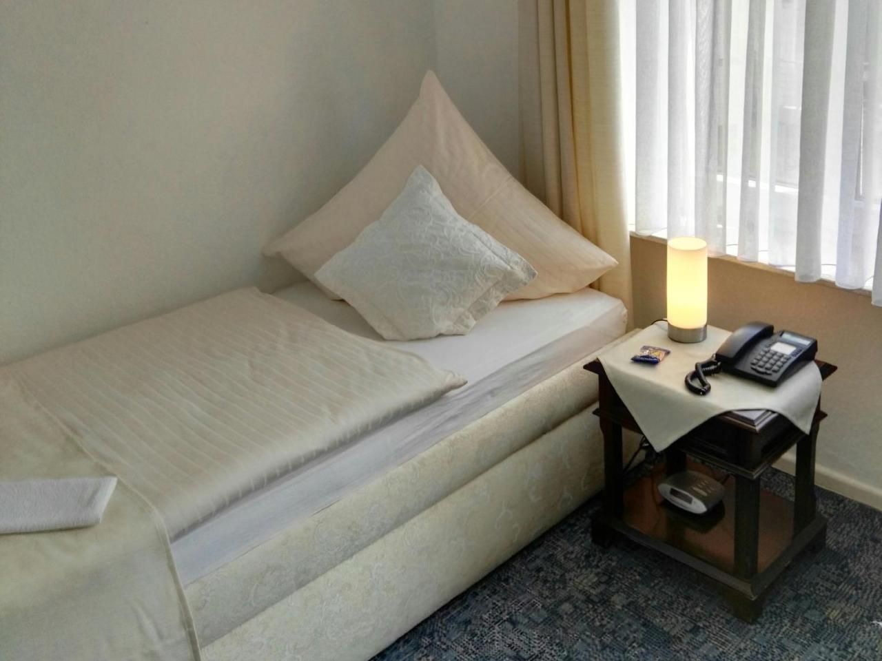 באד פירמונט Hotel Carolinenhof מראה חיצוני תמונה
